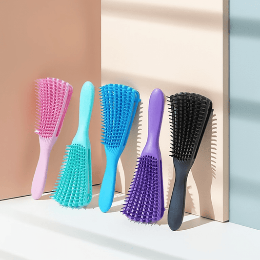 Brosse démêlante pour cheveux bouclés: plus de nœuds! - TENDANCES STYLES