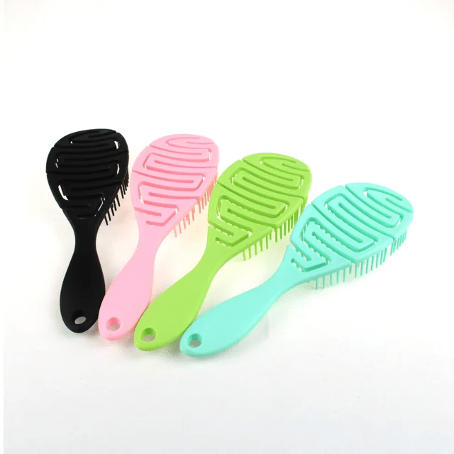 Brosse démêlant cheveux - TENDANCES STYLES