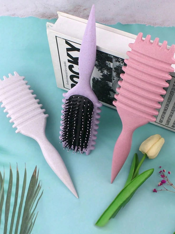 Brosse démêlante et massante pour cheveux bouclés, ondulés et crépus - TENDANCES STYLES